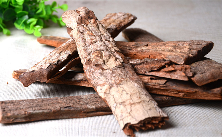 木器廠、板材加工廠、門廠等木材加工企業木器廠、板材加工廠、門廠等木材加工企業每天都會產生大量的刨花每天都會產生大量的刨花