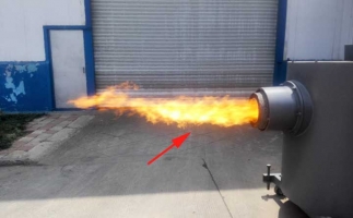 山西客戶來廠驗收設備，生物質燃燒機一次性點火成功。